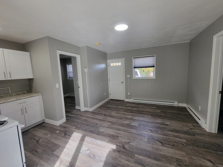More Photos Of 6271 US Highway 322, Hartstown Apartments For Sale