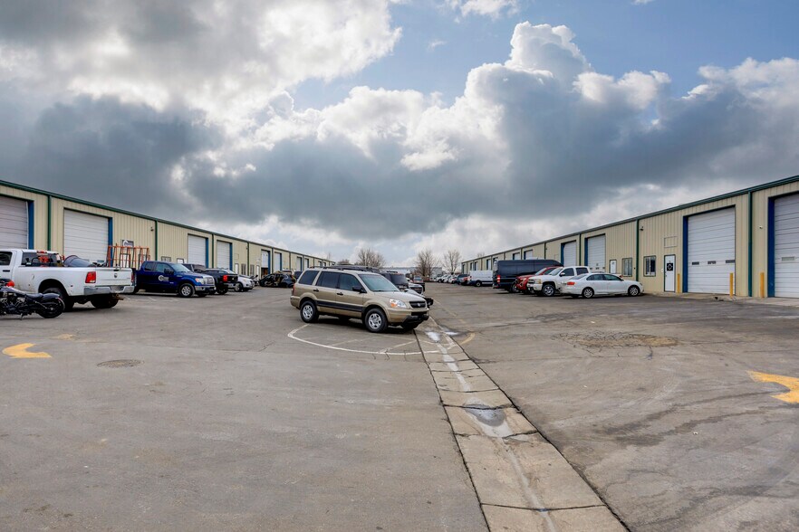 More Photos Of 8085 Oneida St, Commerce City Unknown For Lease