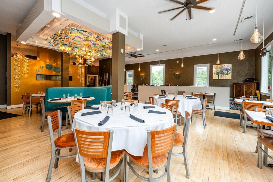 More Photos Of 16409 Red Arrow Hwy, Union Pier General Retail For Sale