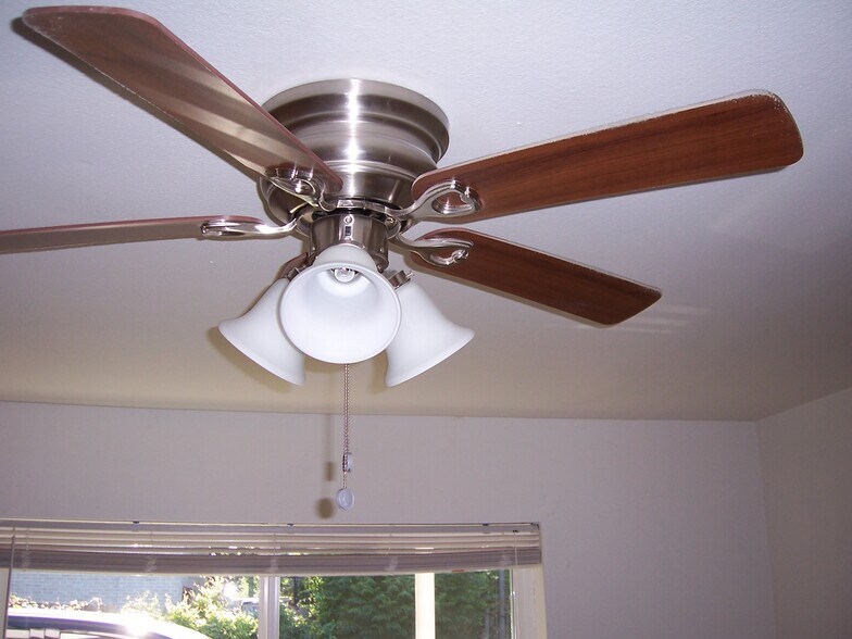 More Photos Of 26 Farrell St, Houston Apartments For Sale