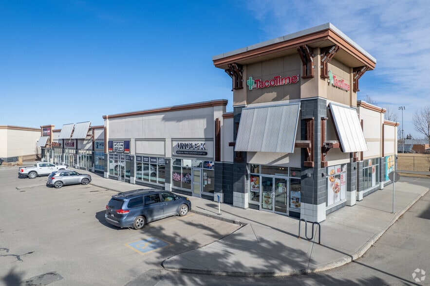Primary Photo Of 191 Southridge Dr, Okotoks Restaurant For Lease