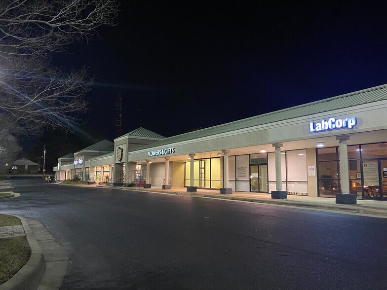 More Photos Of 1359-1367 13th St, Columbus General Retail For Lease