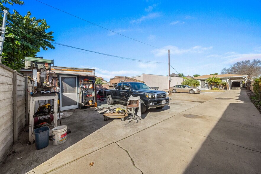 More Photos Of 339-341 E 220th St, Carson Multifamily For Sale