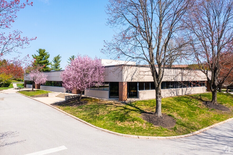 More Photos Of 300 Lindenwood Dr, Malvern Office For Lease