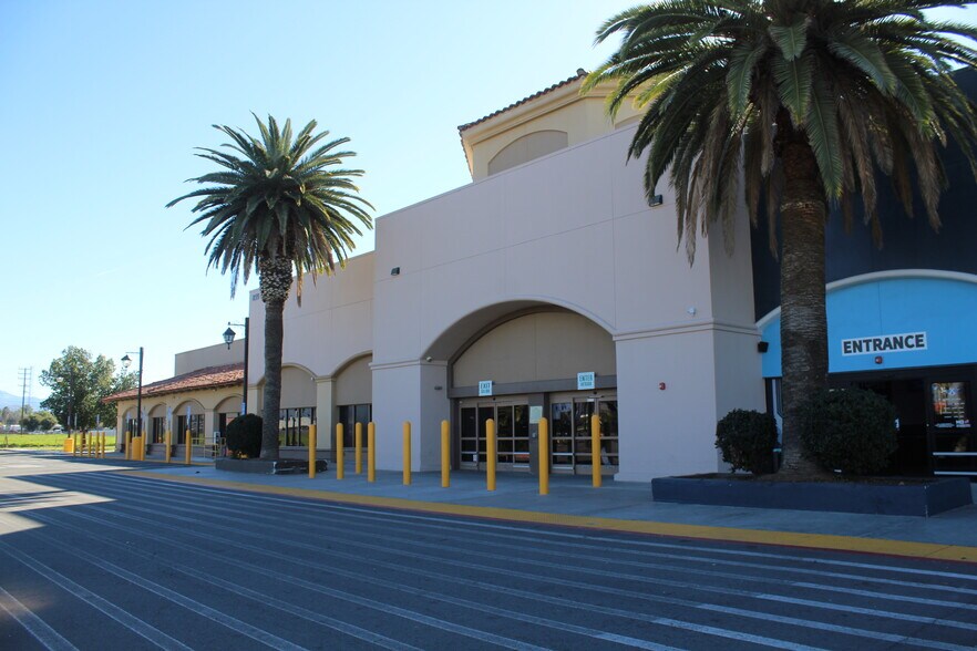 More Photos Of 869 W Florida Ave, Hemet Unknown For Lease