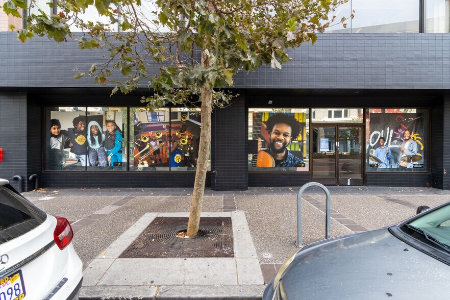 More Photos Of 1500 Broadway, Oakland Office For Lease
