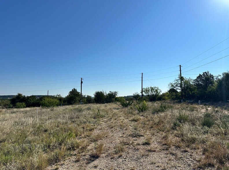 More Photos Of 800 County Road 214, Sweetwater Land For Lease