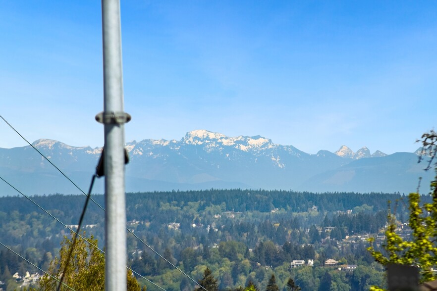 More Photos Of 137 23rd Ave E, Seattle Land For Sale