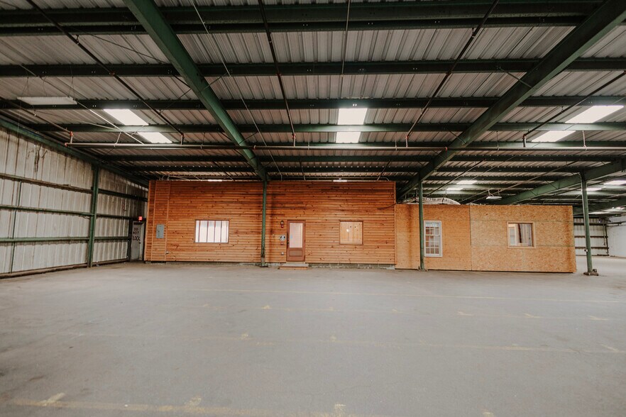 More Photos Of 1720 Metcalf Ave, Thomasville Warehouse For Lease