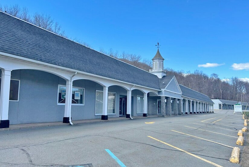 Primary Photo Of 233 Northern Blvd, Clarks Summit Storefront Retail Office For Lease