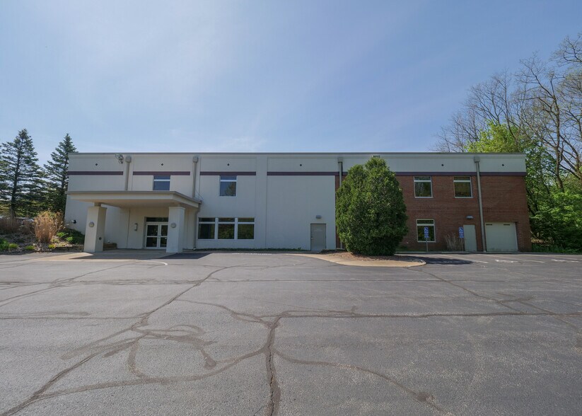 More Photos Of 240 W Cook Rd, Mansfield Medical For Sale