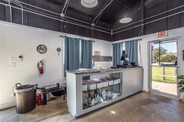 More Photos Of 1530 N Dixon Ln, Gainesville Carwash For Sale