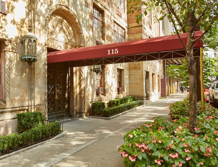 More Photos Of 115 E 67th St, New York Medical For Sale