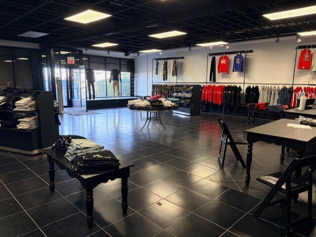 Primary Photo Of 1301-1309 E 87th St, Chicago Freestanding For Sale