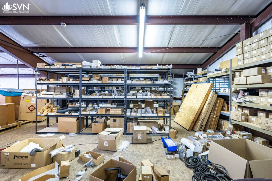 More Photos Of 129 Fieldview Dr, Versailles Warehouse For Sale