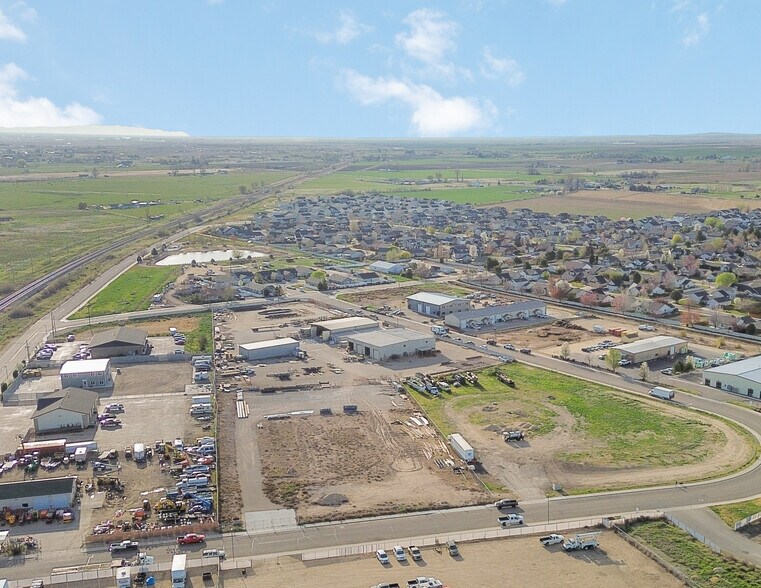 More Photos Of 689 E Access St, Kuna Industrial For Lease