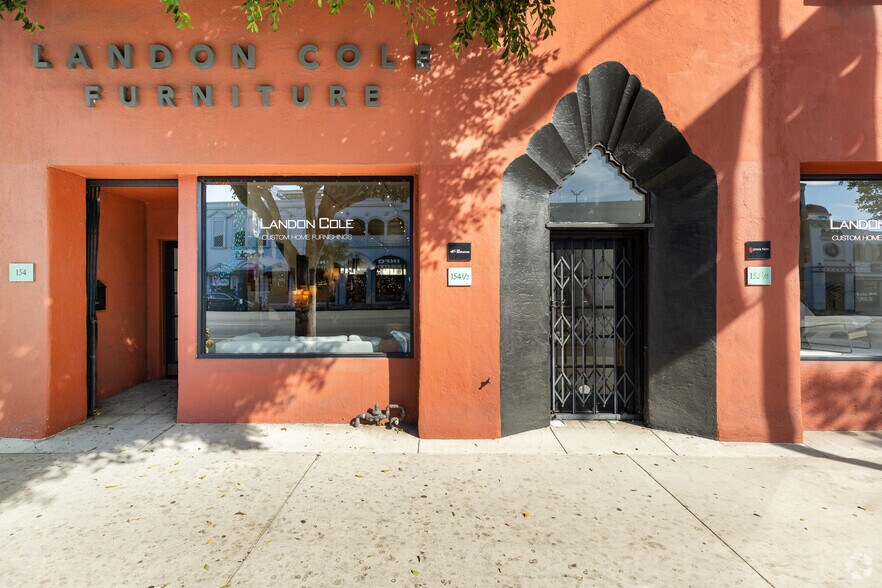 More Photos Of 152 N La Brea Ave, Los Angeles Storefront Retail Office For Lease