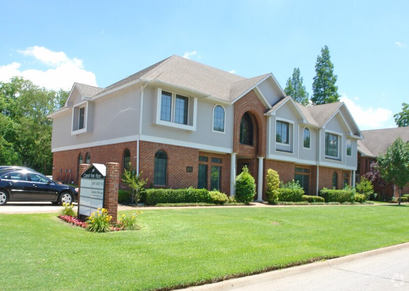 More Photos Of 501 Carroll Blvd, Denton Office For Lease