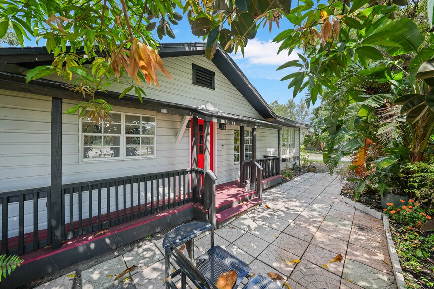 More Photos Of 2461 SW Highway 17, Arcadia Warehouse For Sale