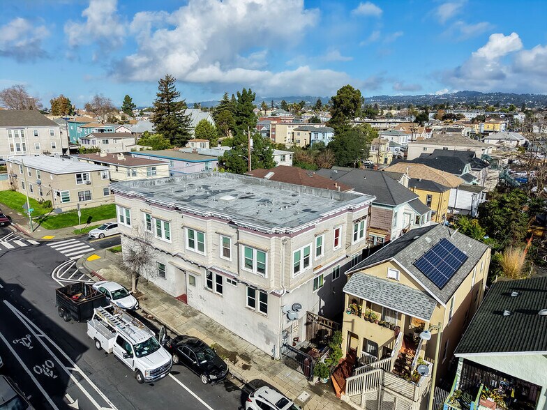 More Photos Of 1504 13th Ave, Oakland Apartments For Sale