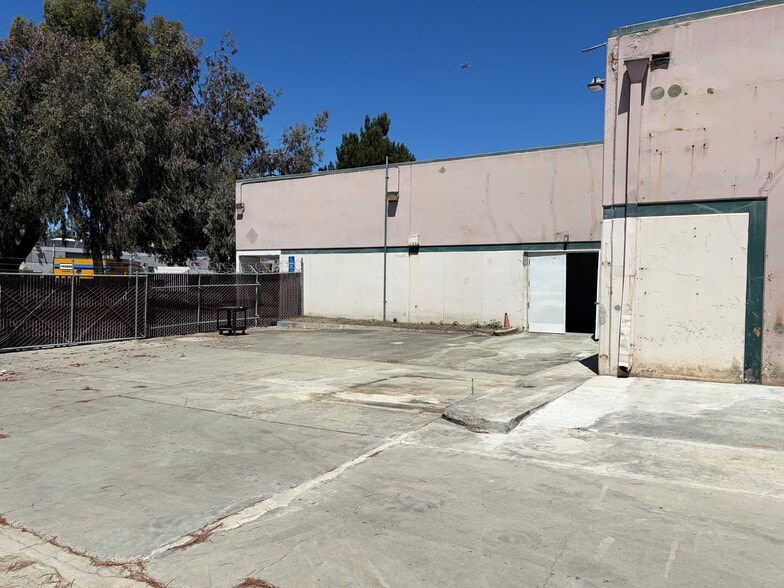 More Photos Of 23578 Bernhardt St, Hayward Warehouse For Sale