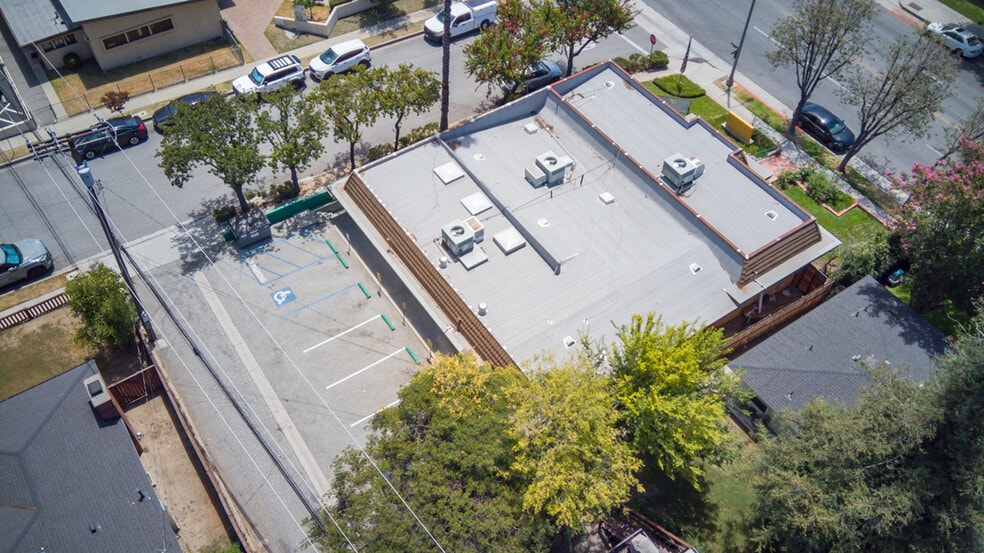 More Photos Of 635 W Foothill Blvd, Monrovia Loft Creative Space For Lease