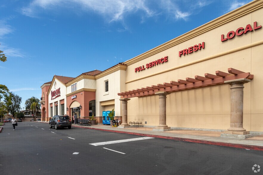 More Photos Of 25900-25970 Iris Ave, Moreno Valley Unknown For Lease