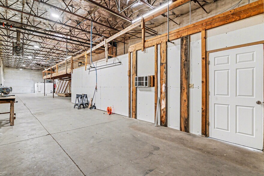More Photos Of 16015 W 4th Ave, Golden Manufacturing For Sale