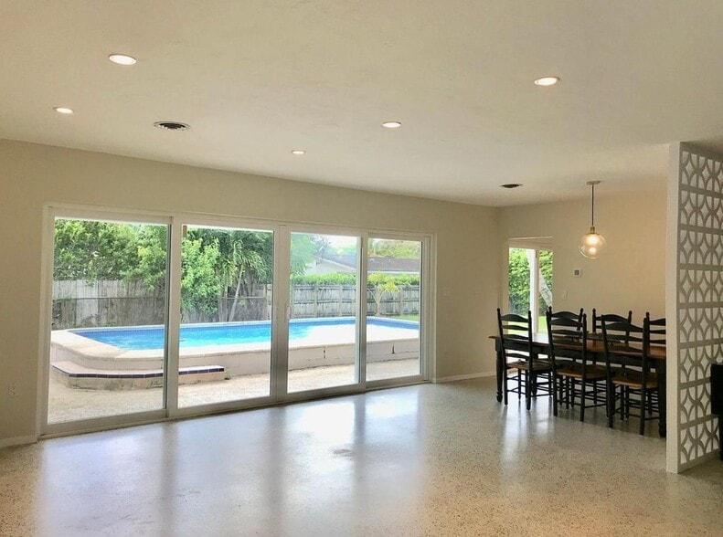 More Photos Of 8700 SW 87th Ave, Miami Assisted Living For Sale