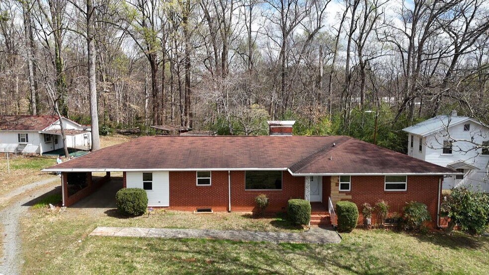 More Photos Of 4924 Freedom Dr, Charlotte Flex For Sale