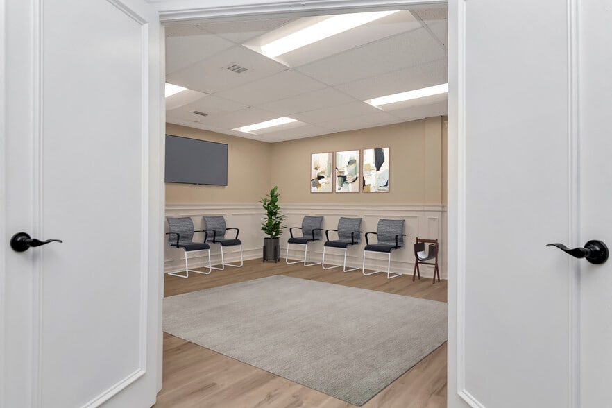More Photos Of 3205 W Waters Ave, Tampa Medical For Sale