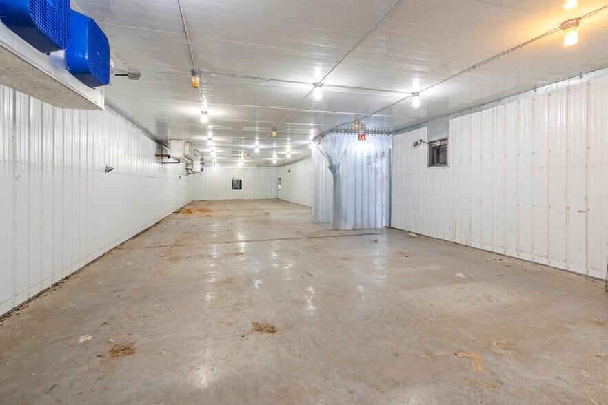 More Photos Of 275 Larcel Dr, Sikeston Flex For Lease