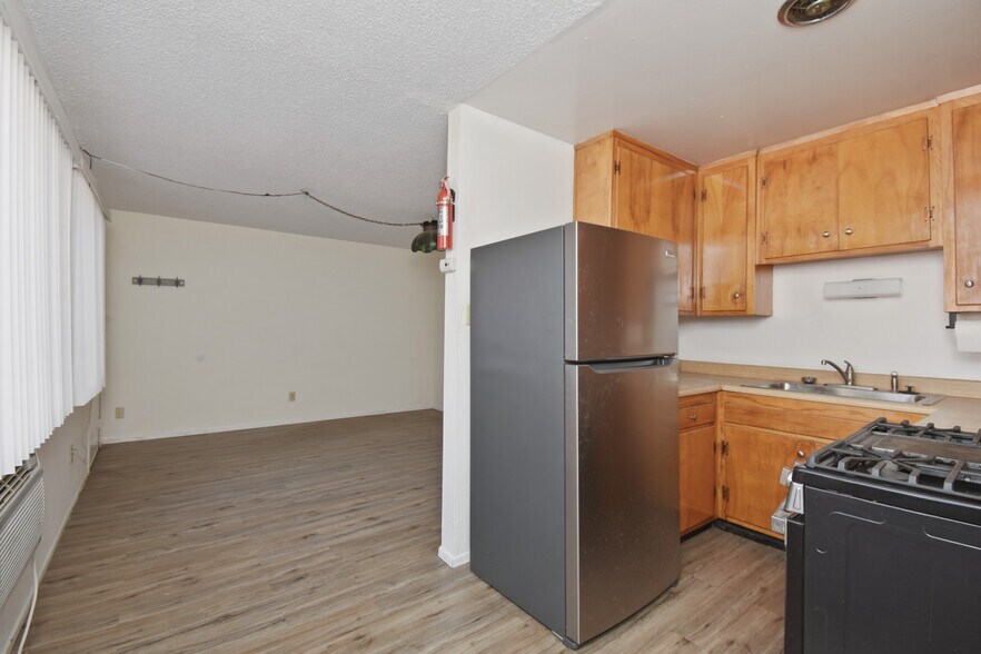 More Photos Of 2823 U St, Sacramento Apartments For Sale