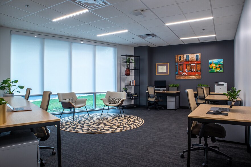 More Photos Of 306 S New St, Bethlehem Coworking Space