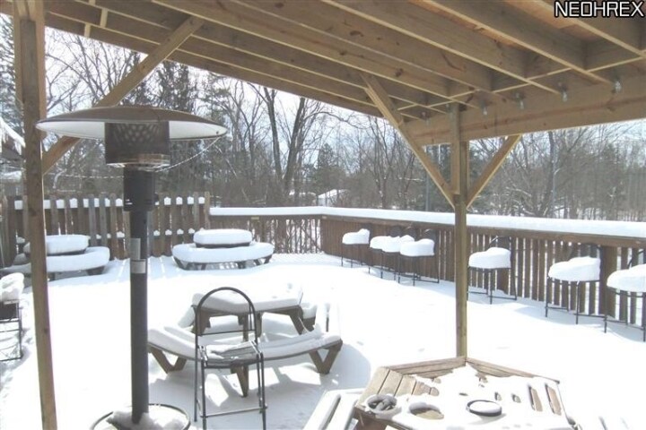 More Photos Of 7830 Olde 8 Rd, Macedonia Restaurant For Sale