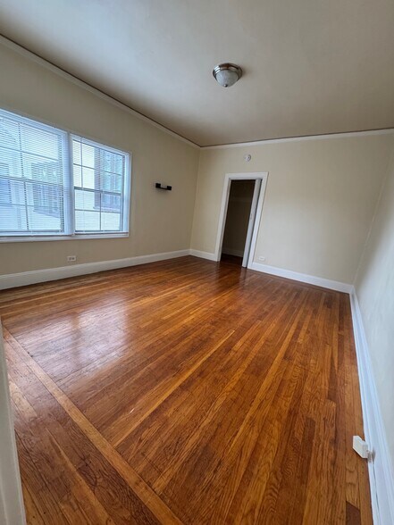 More Photos Of 3505 Kempton Way, Oakland Apartments For Sale