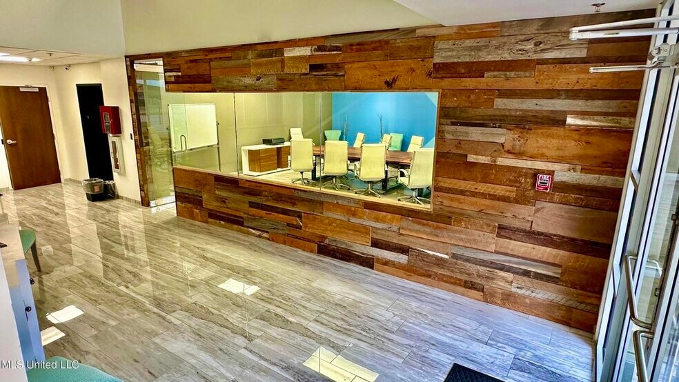 More Photos Of 277 E Pearl St, Jackson Office For Sale