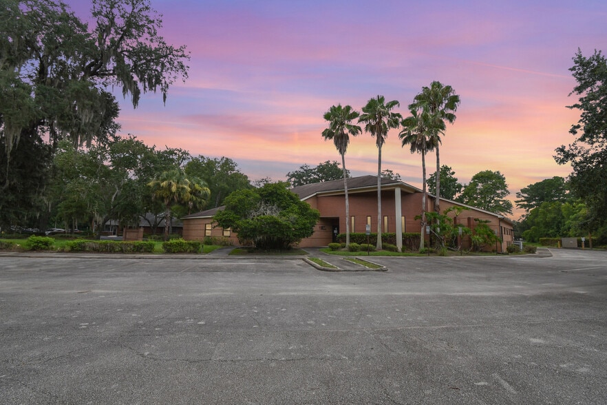 Primary Photo Of 6852 Belfort Oaks Pl, Jacksonville Medical For Sale