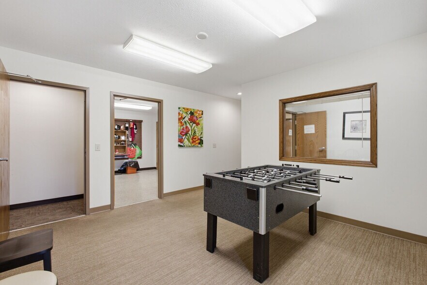 More Photos Of 437 Jefferson Rd, Fremont Shelter For Sale