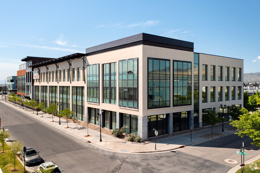 More Photos Of 4700 Daybreak View Pky, South Jordan Office For Lease