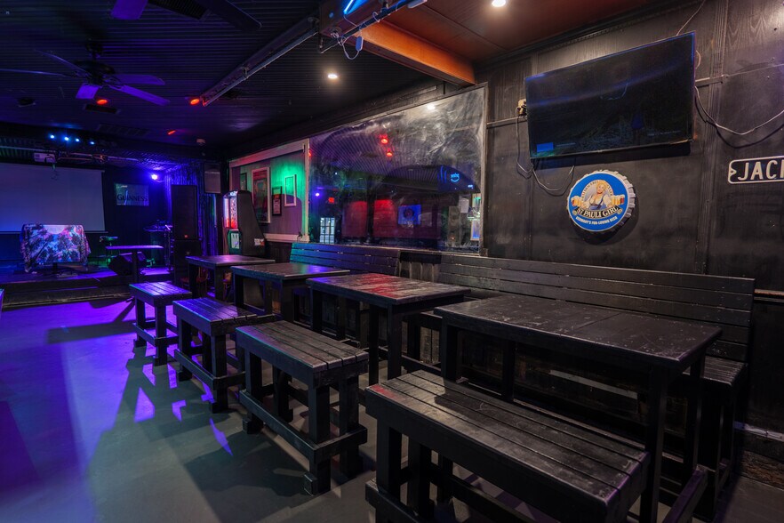 More Photos Of 1903 Baytree Pl, Valdosta Restaurant For Sale
