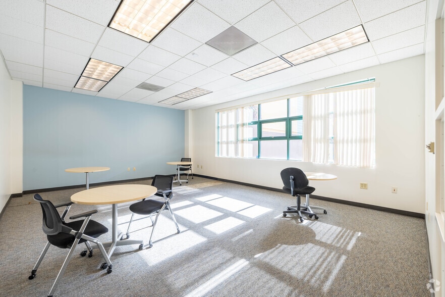 More Photos Of 1950 University Ave, Berkeley Loft Creative Space For Sale