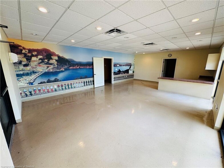 More Photos Of 2237 US Highway 27 S, Sebring Office For Sale