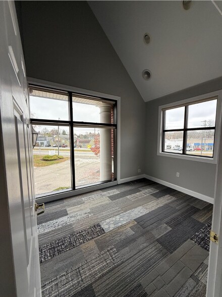 More Photos Of 1314 W Chester Pike, West Chester Office For Lease