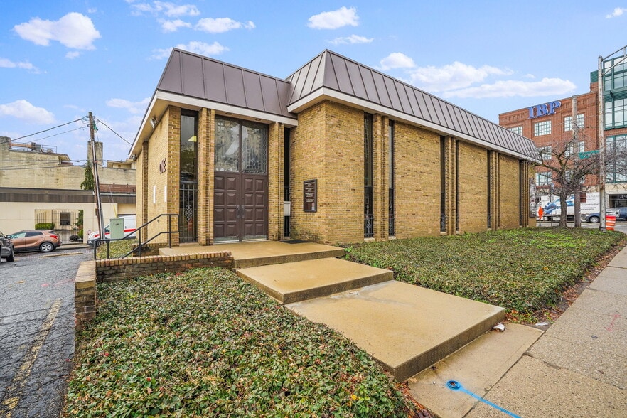 More Photos Of 1 E Livingston Ave, Columbus Office For Lease