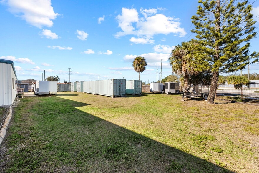 More Photos Of 6600 Haines Rd N, Saint Petersburg Auto Repair For Sale