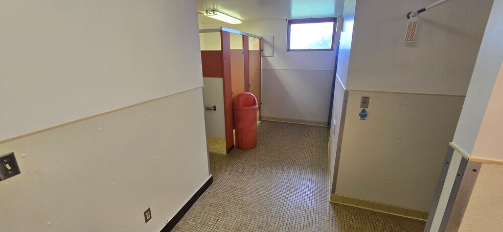 More Photos Of 2876 230th St, Sidney Assisted Living For Sale