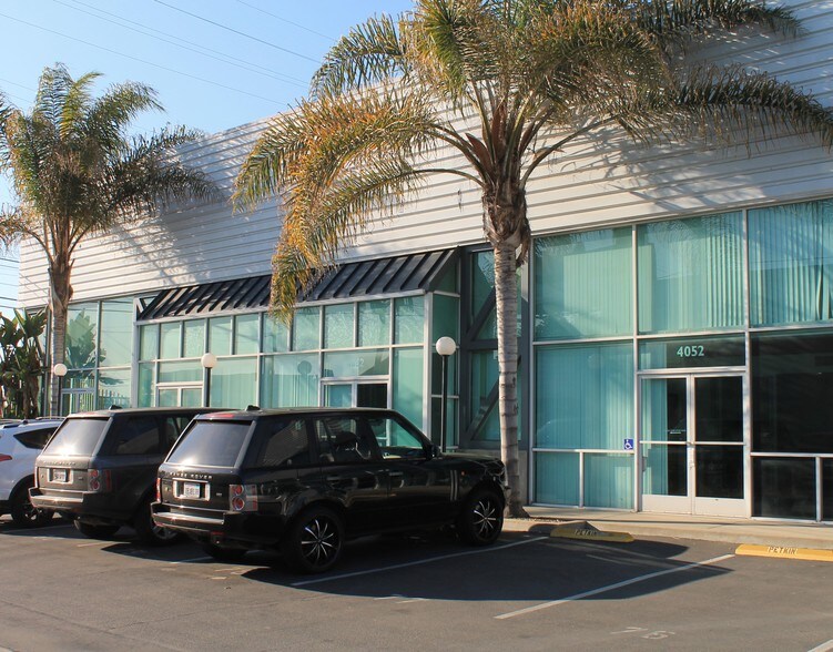 Primary Photo Of 4052-4058 Del Rey Ave, Marina del Rey Loft Creative Space For Lease
