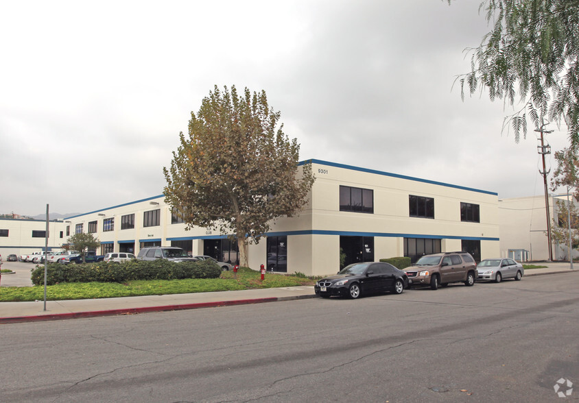 Primary Photo Of 9301 Jordan Ave, Chatsworth Warehouse For Lease