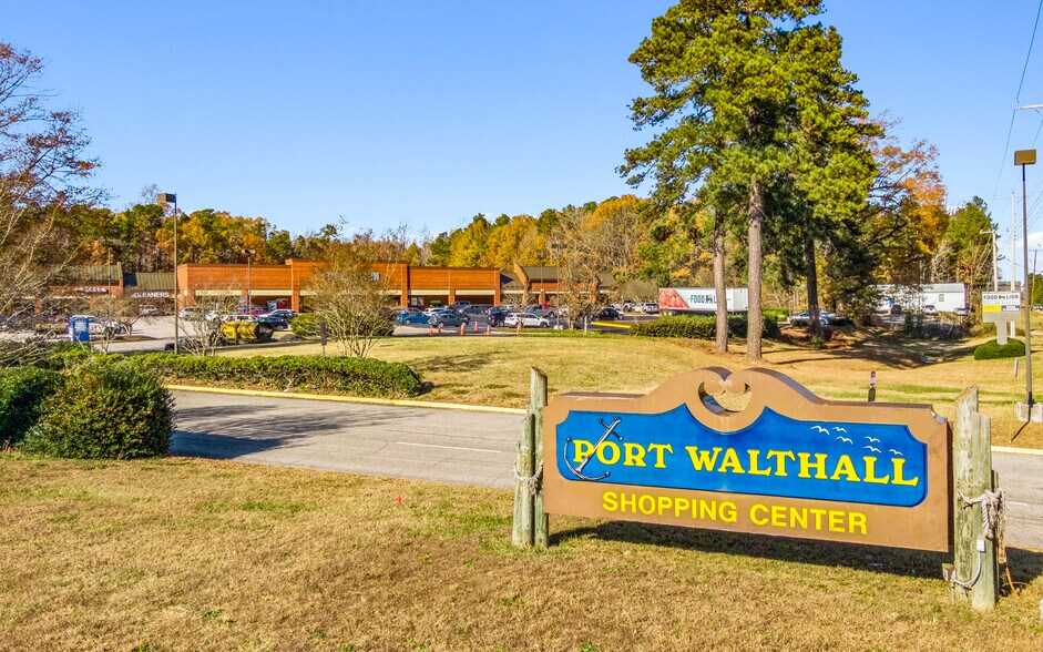 More Photos Of 15700-15710 Jefferson Davis Hwy, Colonial Heights Unknown For Lease